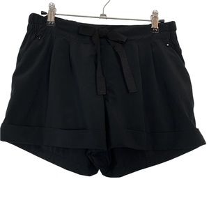 Lululemon Spring Break Away Short